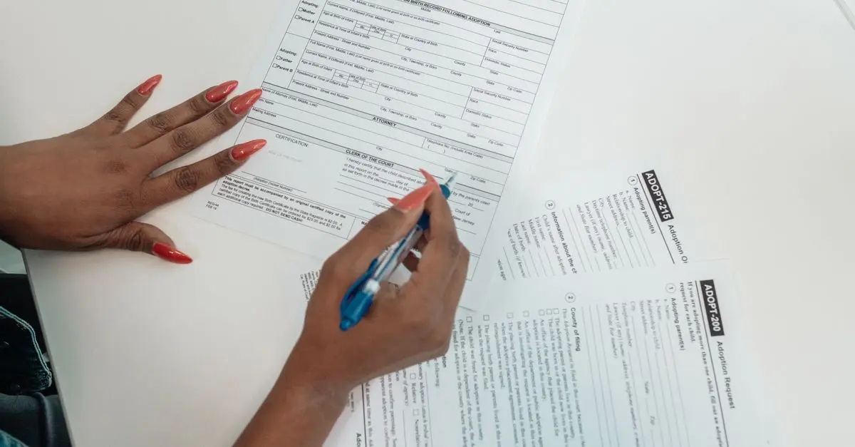 Aide pour naviguer dans les démarches administratives compliquées